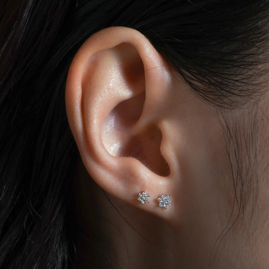 Flower Diamond Labret Ear Stud