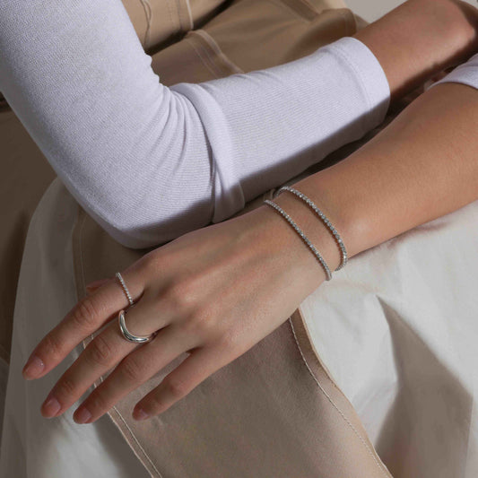 Pre-order: pt900 Platinum Lightweight Diamond Tennis Bracelet (Medium)