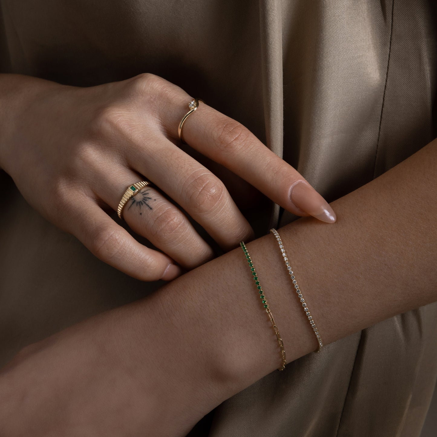 Pre-order: Emerald Baguette Ribbed Ring