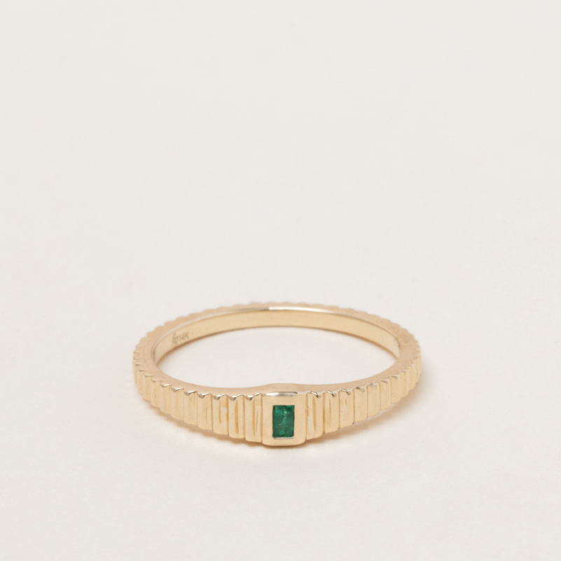 Pre-order: Emerald Baguette Ribbed Ring